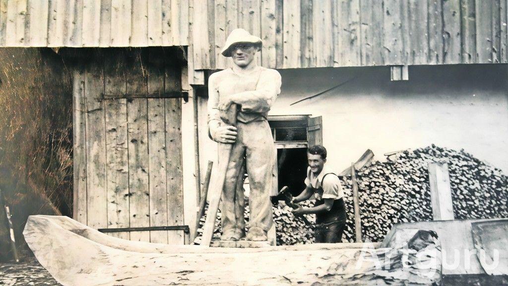 6364903-historisches-bild-mitte-der-1930er-jahre-schuf-mathias-lautenbacher-den-kochler-fischerbrunnen-repro-nau-1wMH